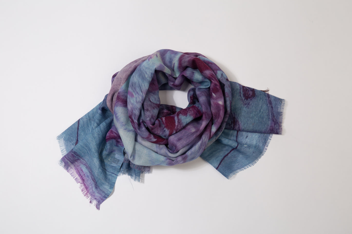 HATHI Scarf Liquid
