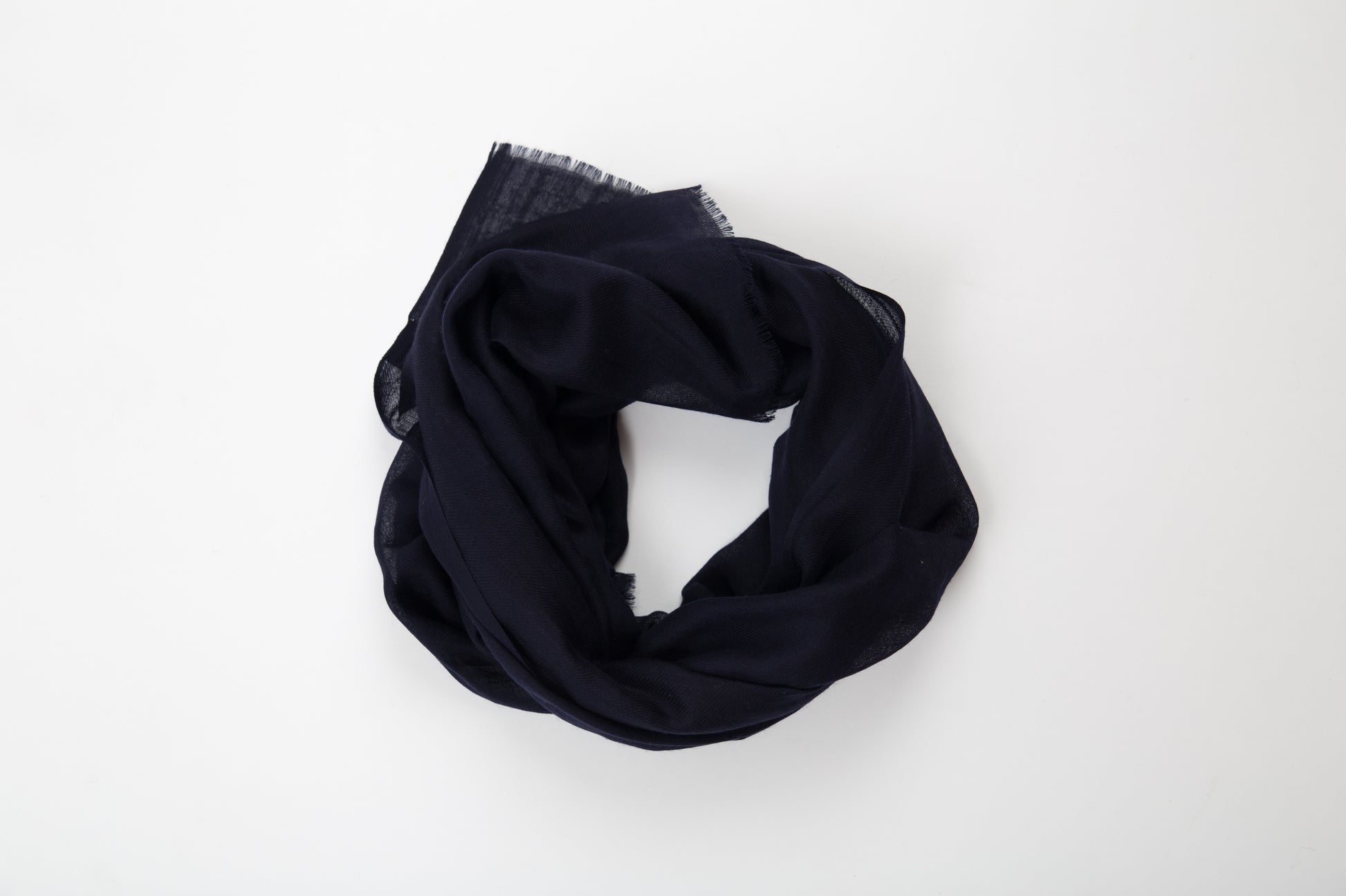 Dark Blue Kaschmir-Seide Schal Damen HATHI Schweiz