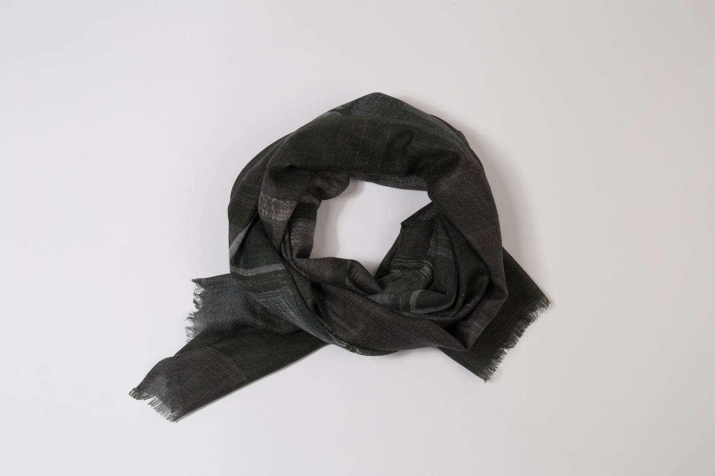 Dark Square wool silk