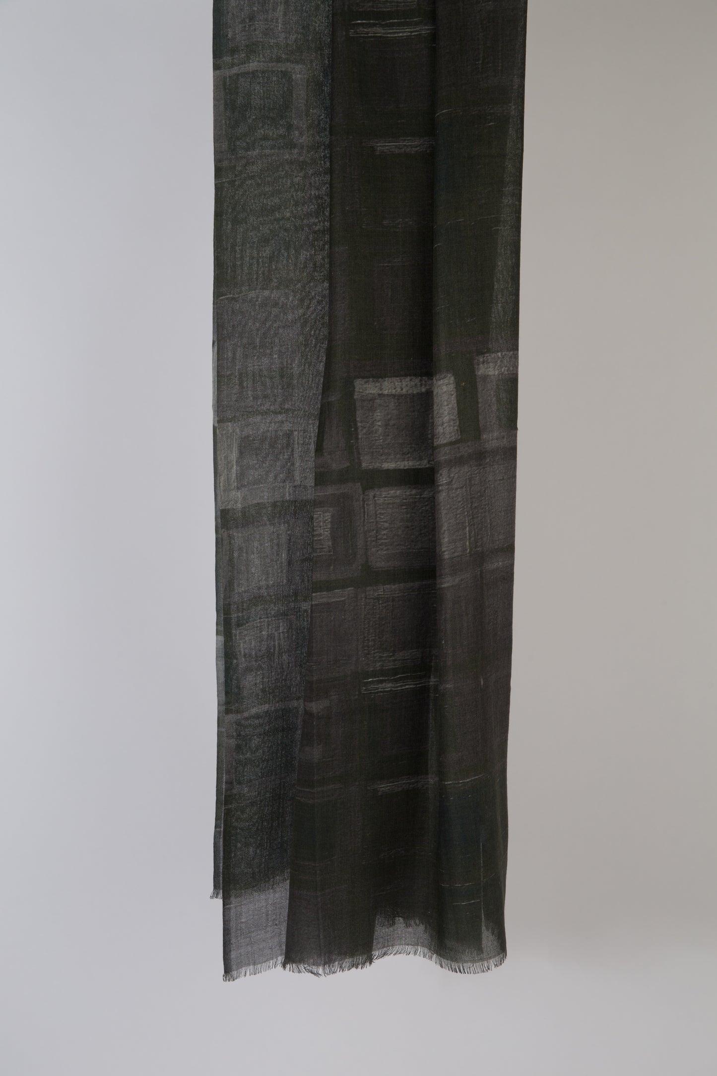 Dark Square wool silk